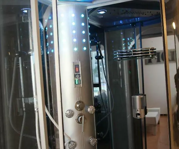 Center 2 - 300m * אלבופיירה